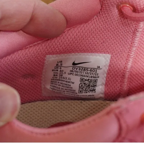 Nike‎ Air Max Volley Womens Size 8.5 Tennis Shoes Pink White Athletic Sporty - Image 11