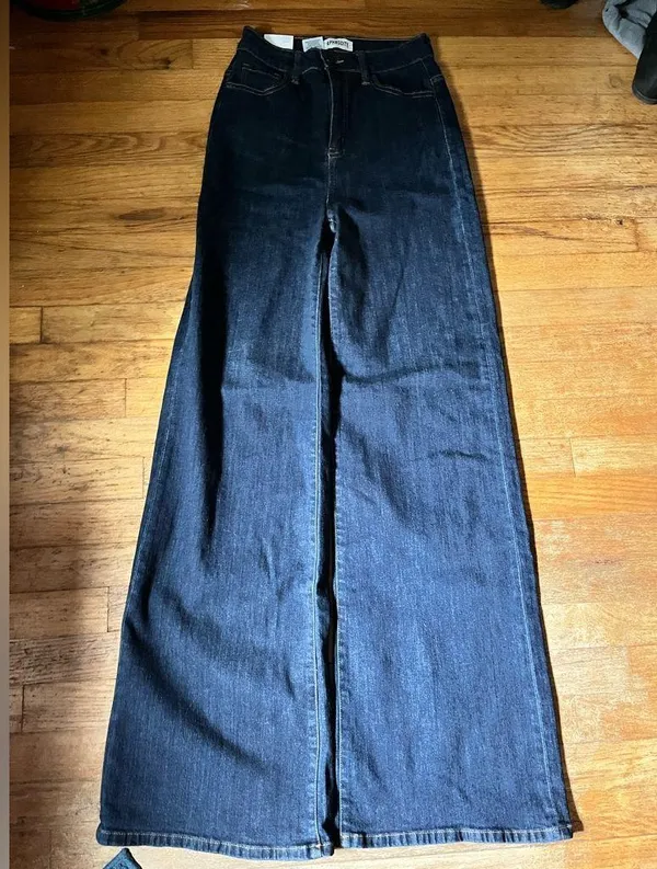 Boutique Wide Leg Jeans size 3/26 Aphrodite Brand NWT - Image 5