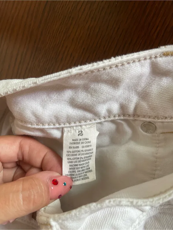 American Eagle Outfitters Y2K White Distressed Denim Cutoff Shorts - Image 4
