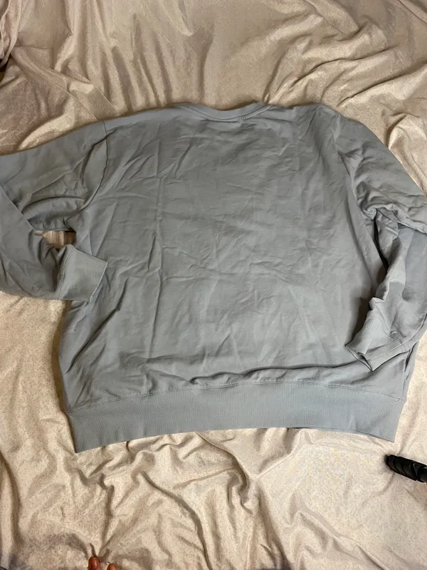FILA light blue crewneck with pockets - Image 7