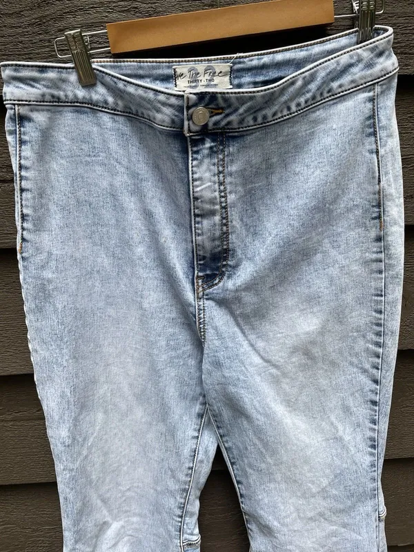 We The Free Just Float On Flare Jeans High Rise Bell Bottom Raw Hem 32x33 hippie - Image 6