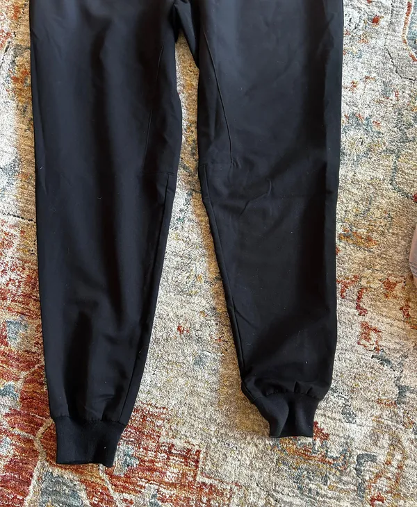FIGS Jogger Scrub Pants - Image 4
