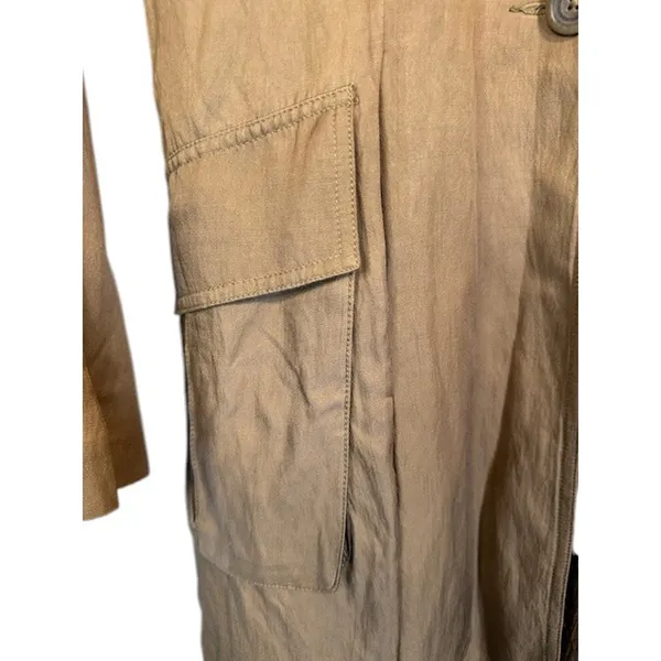 CAbi Beige Cotton Blend 3 Button Front Deep Pockets Lined Coat Women Sz M - Image 3