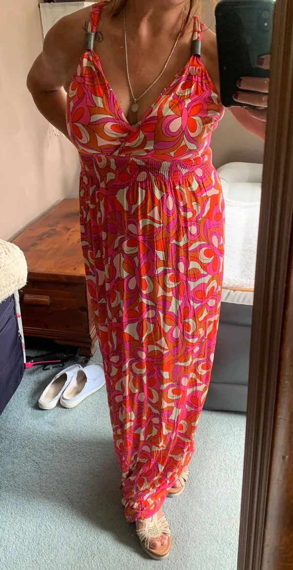 Maxi Printed Dress In R Reds, Pinks And Beige Patterns - Image 3