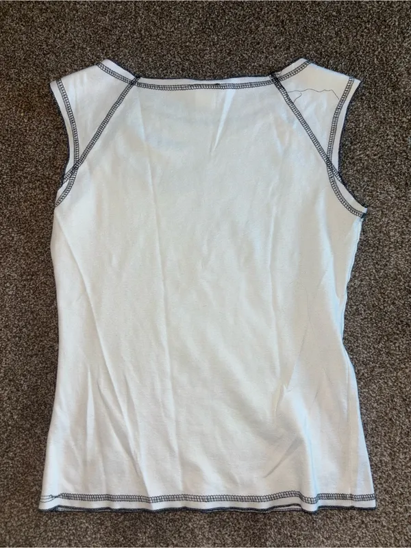 Rocker Graphic White Tank Top Size M - Image 4