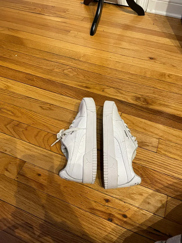 Puma Carina Women's White Leather Sneakers Athletic Casual Shoes platform Sz 10 women’s Minimalist - Image 4