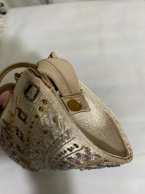Embellished Gold Evening Clutch Hand Bag - Image 7