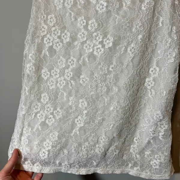 Elle White Floral Lace Camisole Tank Top Adjustable Straps Women's Medium - Image 3