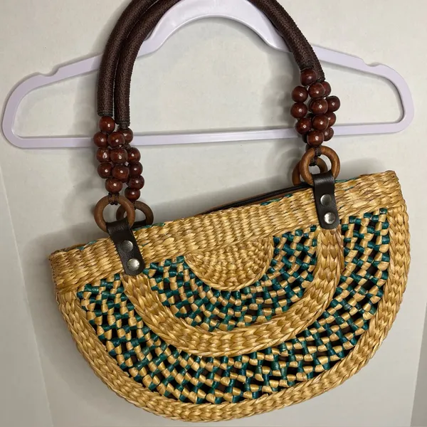 Brown Tan Teal Woven Straw Women’s Purse Handbag Wood Bead Accents Boho Beach - Image 5