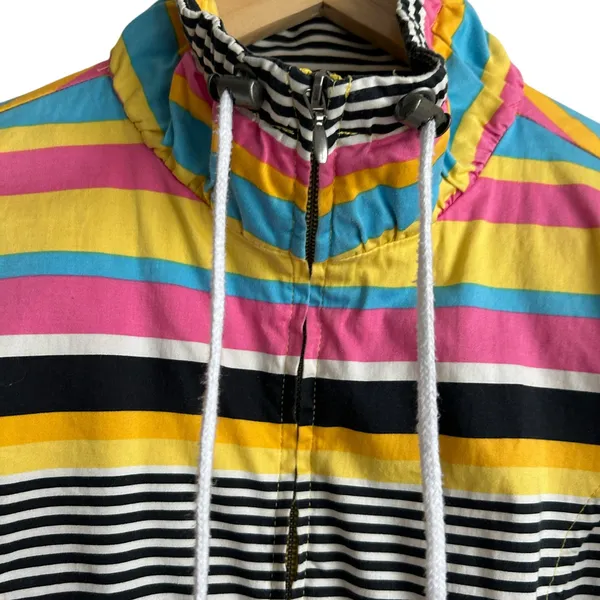 VTG Y2K AMI Women Jacket L Rainbow‎ Stripe Windbreaker Preppy Coastal Travel - Image 12