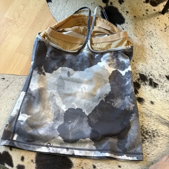 LULULEMON Power Y Tank White Coal‎ Tinted Canvas Super Size 10 - Image 6