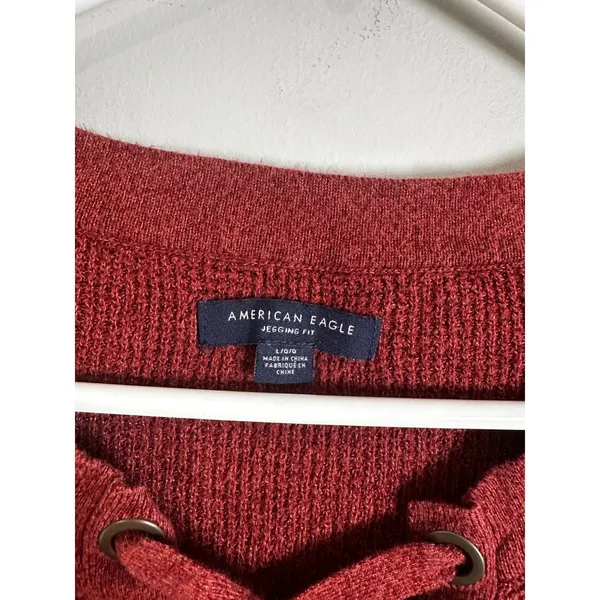American Eagle‎ Lace Up V-Neck Waffle Knit Sweater Burgundy Red Jeggings Fit L - Image 3