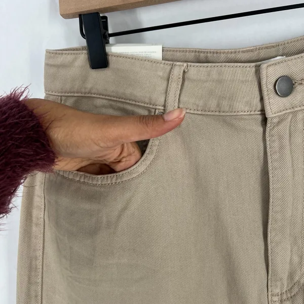 H&M Loose Mom Jeans Womens 12 Beige‎ Denim Cotton Logo Slim Fit High Waist New - Image 3