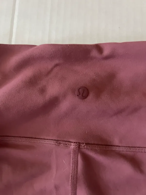 Lululemon Crossover 28” Leggings size 2 - Image 3