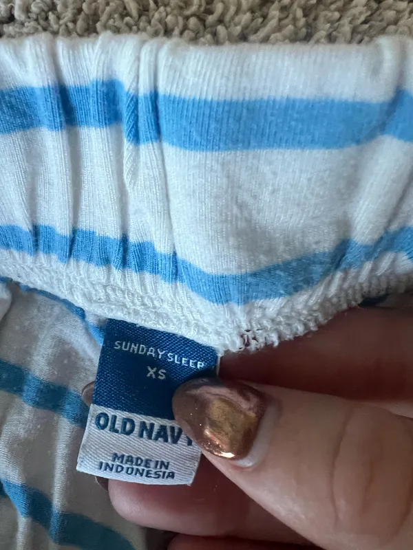 Old Navy blue + white striped sleep shorts Size XS #loungewear #summer - Image 2