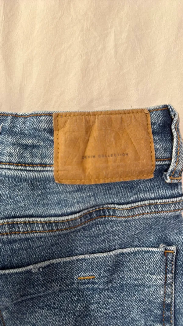 ZARA High-Rise Flare Jeans - Image 3