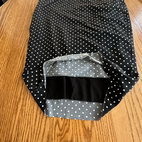 Vince Camuto Black And White Polka Dot Elastic Waist Pencil Skirt Raw Hem Sz S - Image 7