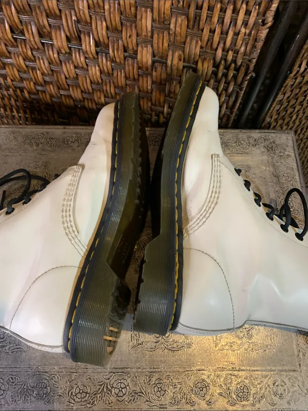 Dr. Martens White Leather Boots Size 6 - Image 5