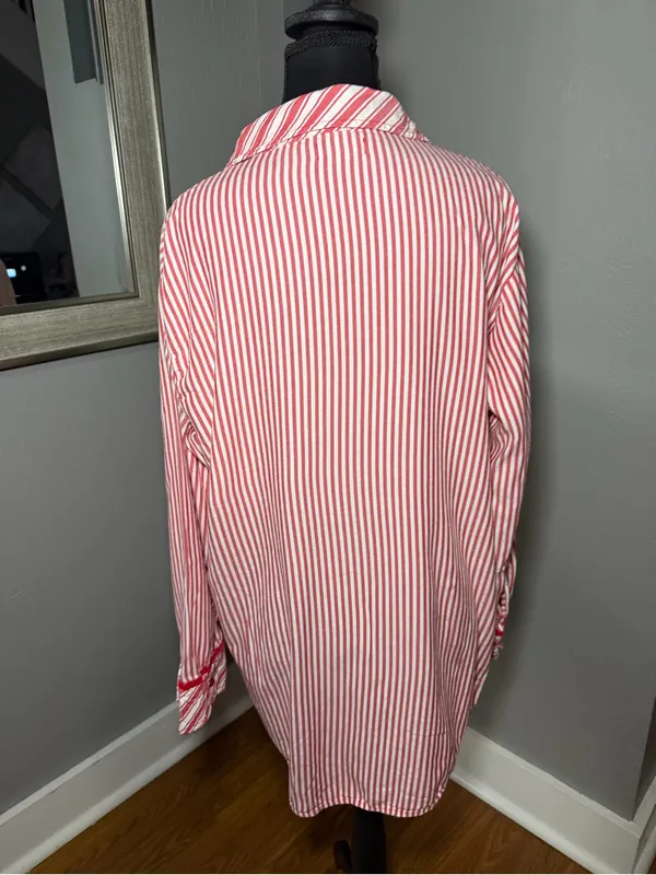 PINK - Victoria's Secret Candy Cane Striped Sleep Shirt Soft Holiday Medium. - Image 4