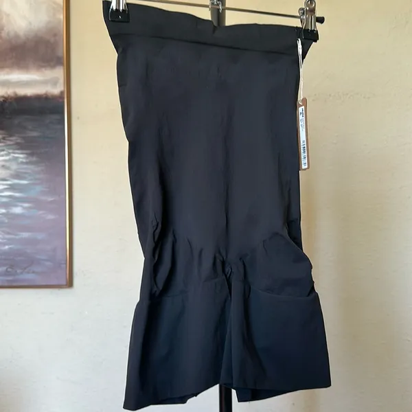 Skims everyday sculpt short NWT‎ onyx black NWT size 3X - Image 6