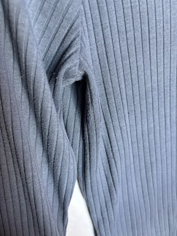 Michael Kors Ribbed Bell-Sleeve Top – Size M - Image 6