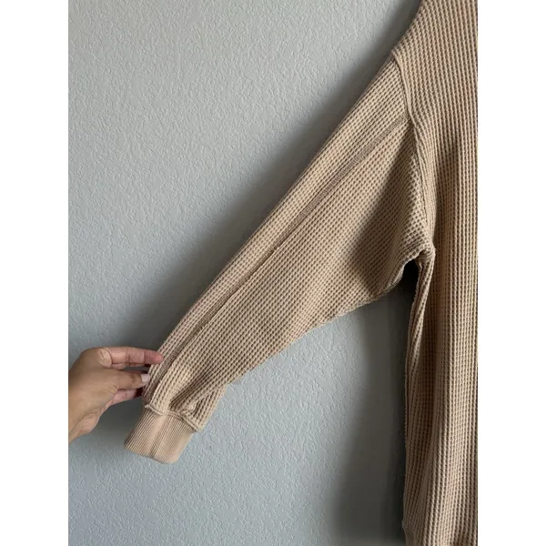 Aerie Womens Medium Waffle Knit Long Sleeve Pullover Crewneck Chicago Loungewear - Image 7