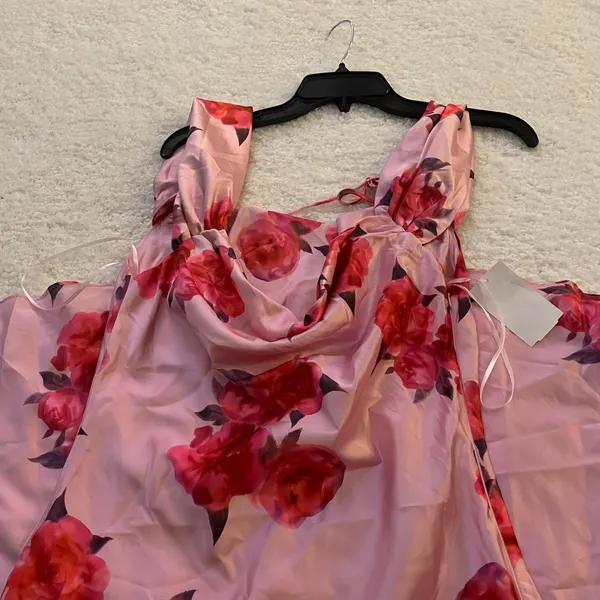 NWT Petal and pup ESTHER MIDI DRESS in PINK. Size Medium - Image 7