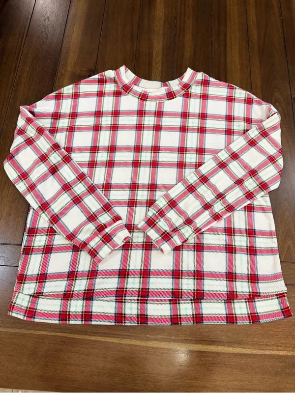 Auden Plaid Sleep Top L & Gildan Mama Bear Long Sleeve Shirt Bundle 2pc - Image 11