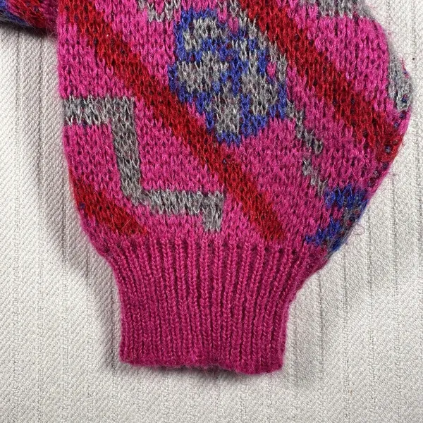 TOGETHER Women’s Small Vintage Style Pink Geometric Knit Sweater - Image 10