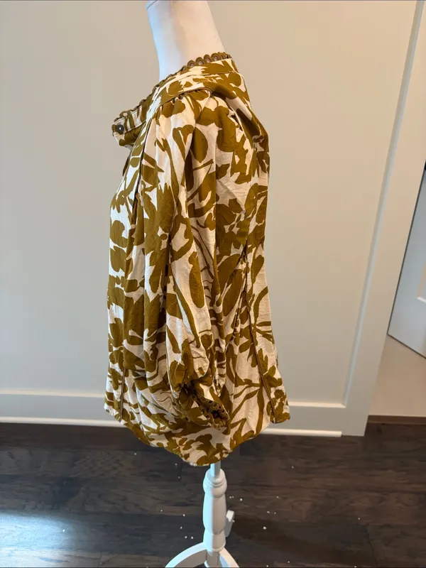 Entro Leaf Print Button Down Top Sz S (fits large) - Image 8