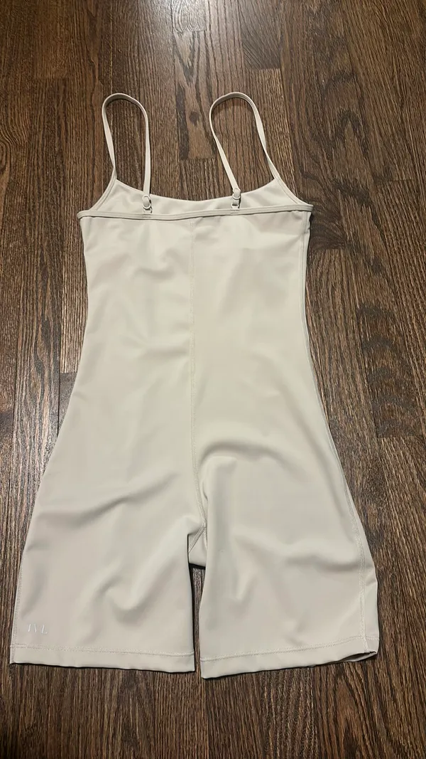 IVL Collective Romper Tan Size 6 - Image 4