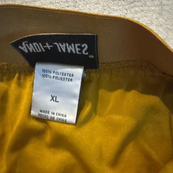 Andie & James Pleated Skirt Size XL - Image 10