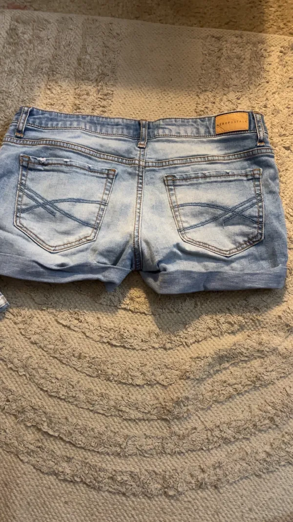 Aeropostale Shorts Jean - Image 2