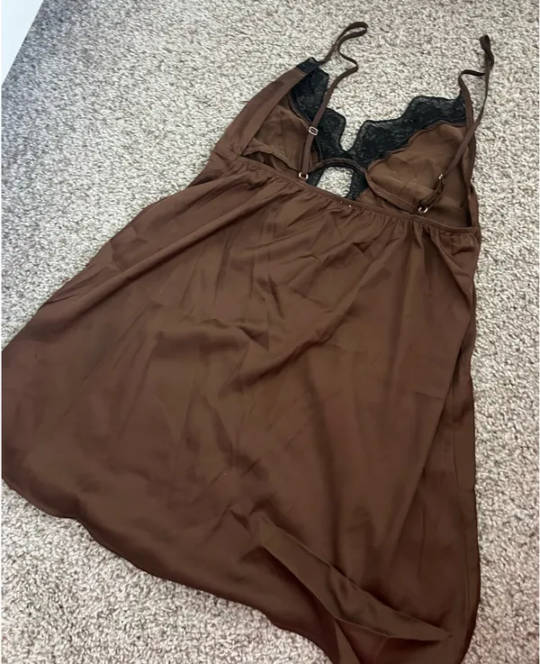Forever 21 Brown Slip Dress with Black Lace Trim - Image 2