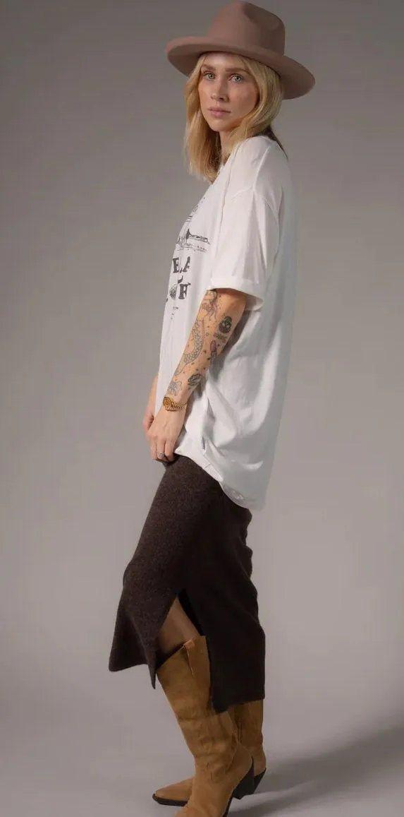 The Laundry Room Tee - Image 4