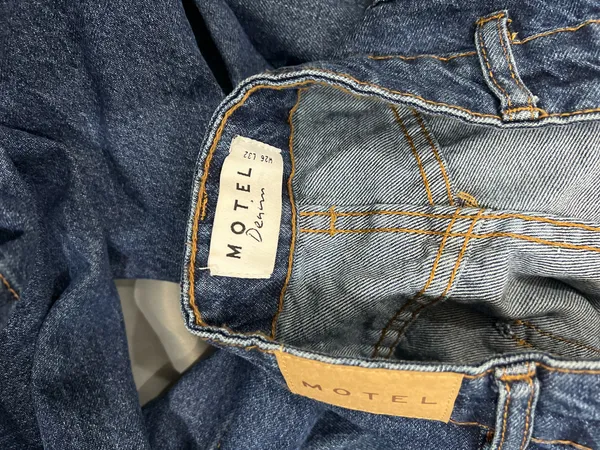 MOTEL denim jeans size 26 parallel leg - Image 10
