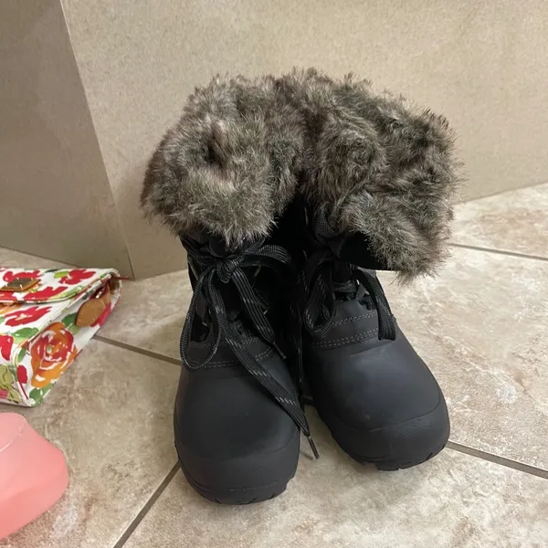 Khombu Womens Black Suede Faux Fur Trim‎ Waterproof Winter Snow Boots Size 9 - Image 7