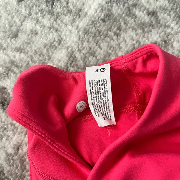 Lululemon Align V-Neck Bra *Light Support, A/B Cup - Image 4