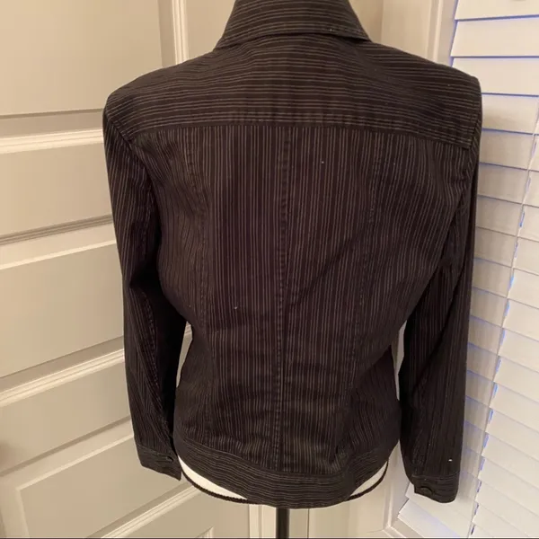 Jones New York|| Black /white striped jacket - Image 4