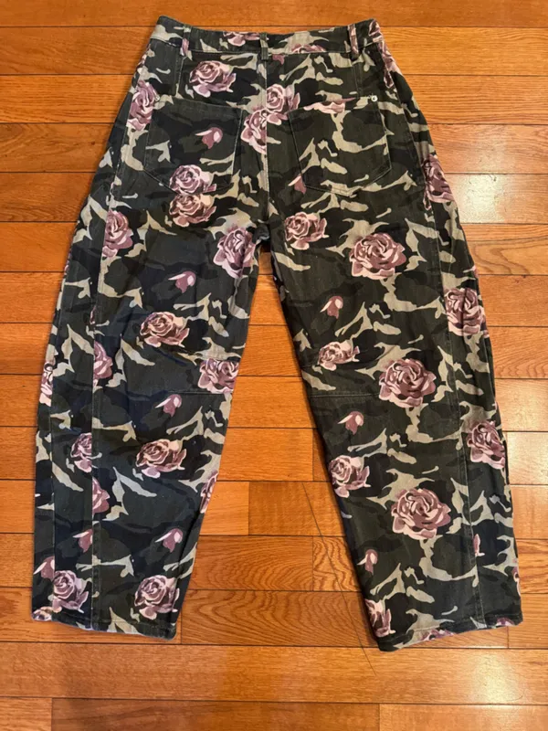 Pink Lily Floral Camo Pants Women’s M 100% Cotton Casual Statement Print - Image 5