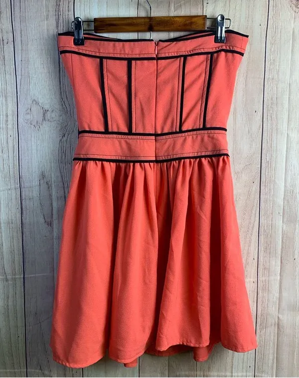 Sugarlips Strapless Coral Dress with Black Accents - Image 4