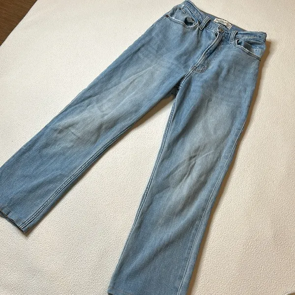 Abercrombie & Fitch Curve Love Ultra High Rise Ankle Straight Jeans - Image 5