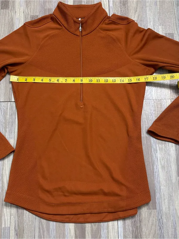 Nike Women's Burnt Orange Half-Zip Pullover Nike Golf Size Small - Image 6