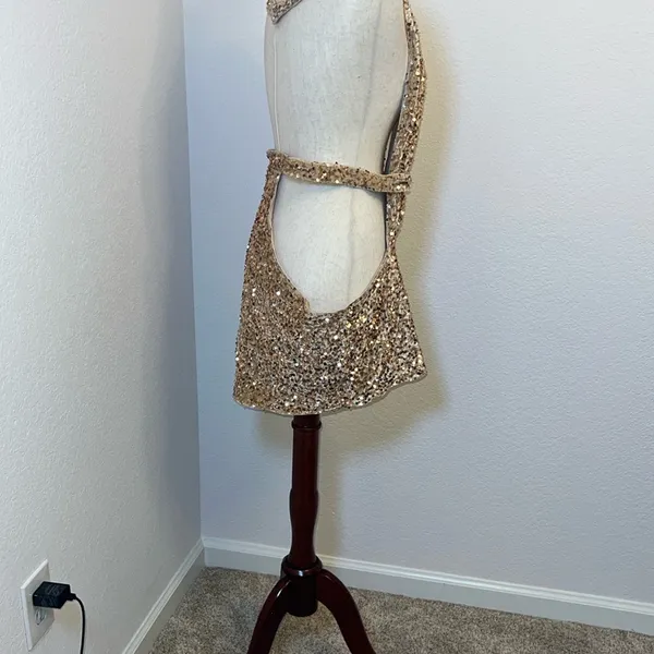 Knowles Gold Sequin Bodycon Dress‎ Plunge Neckline - Image 5