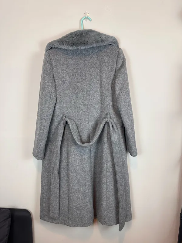 Club Monaco Baylee Gray Wool Blend Faux Fur Collar Belted Coat M - Image 4