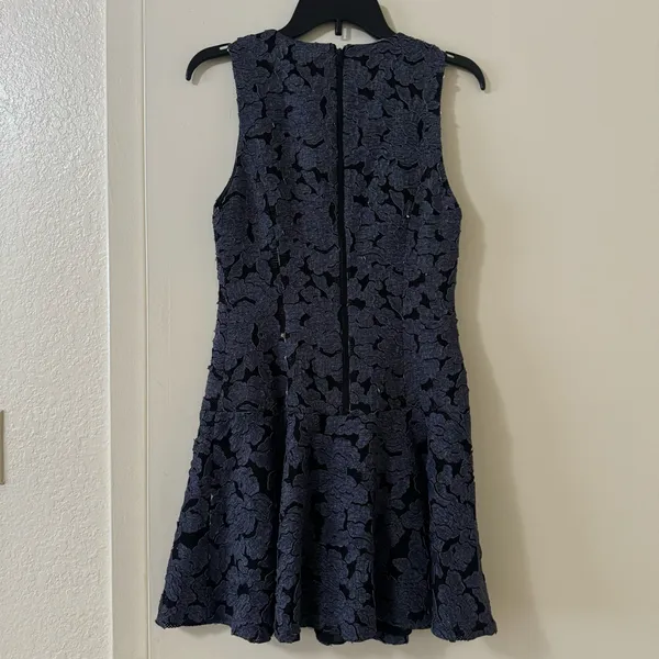 Alice + Olivia Fonda Sz 6 Black Blue Floral Lace Applique Sleeveless Dress - Image 5