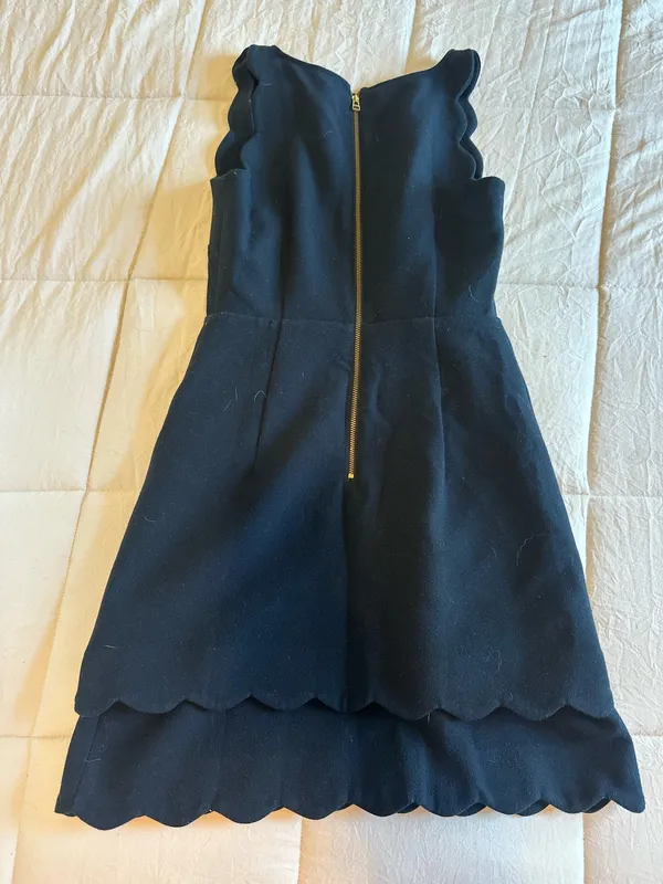 Vineyard Vines Navy Scallop Dress - Image 4