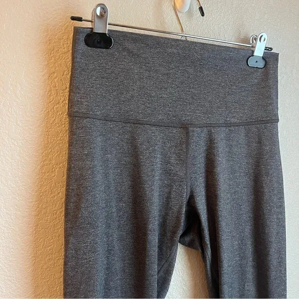 Lululemon Wunder Under Crop (Hi-Rise) *Luxtreme 21" Heathered Black - Image 7