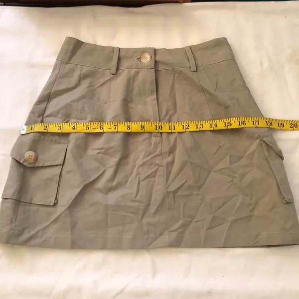 Mint green khaki cargo mini skirt with pockets Measurement in pics - Image 3