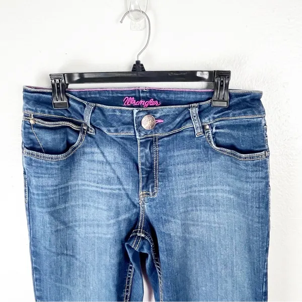 WRANGLER Blue Denim Pockets Distressed Bootcut Jeans 10 Rodeo Cowgirl Festival - Image 8